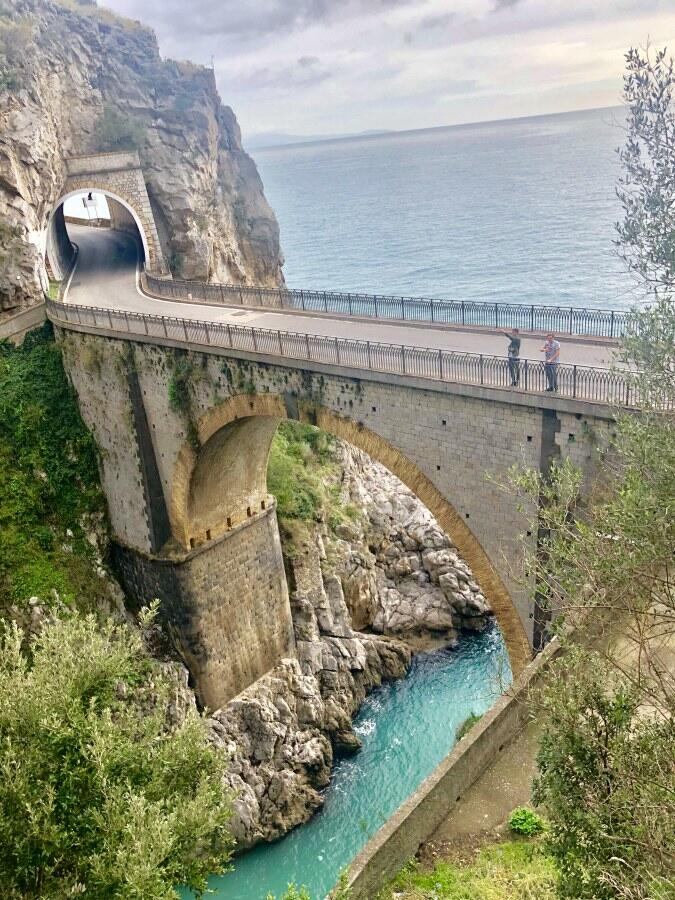 Alfa Romeo Giuletta per il servizio fotografico del vostro matrimonio in Costiera Amalfitana-2