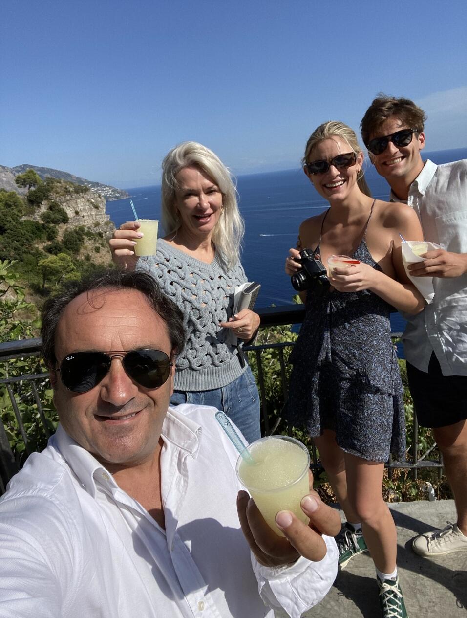 Tour della Costiera Amalfitana con auto di lusso da Napoli-45