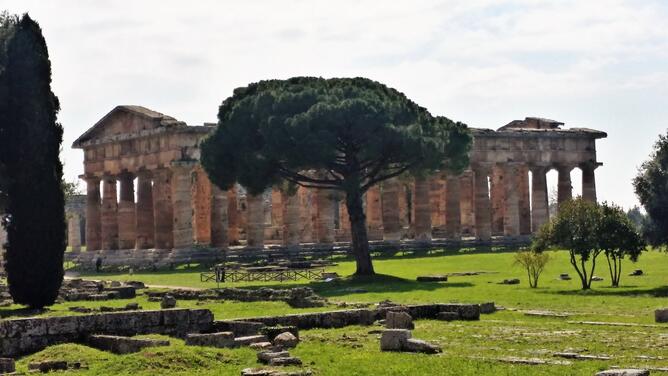 Tour di Paestum ed Ercolano dal porto di Salerno-4