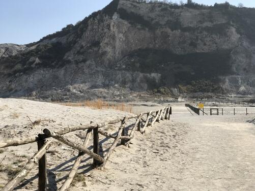 Scopri i Campi Flegrei e la Solfatara